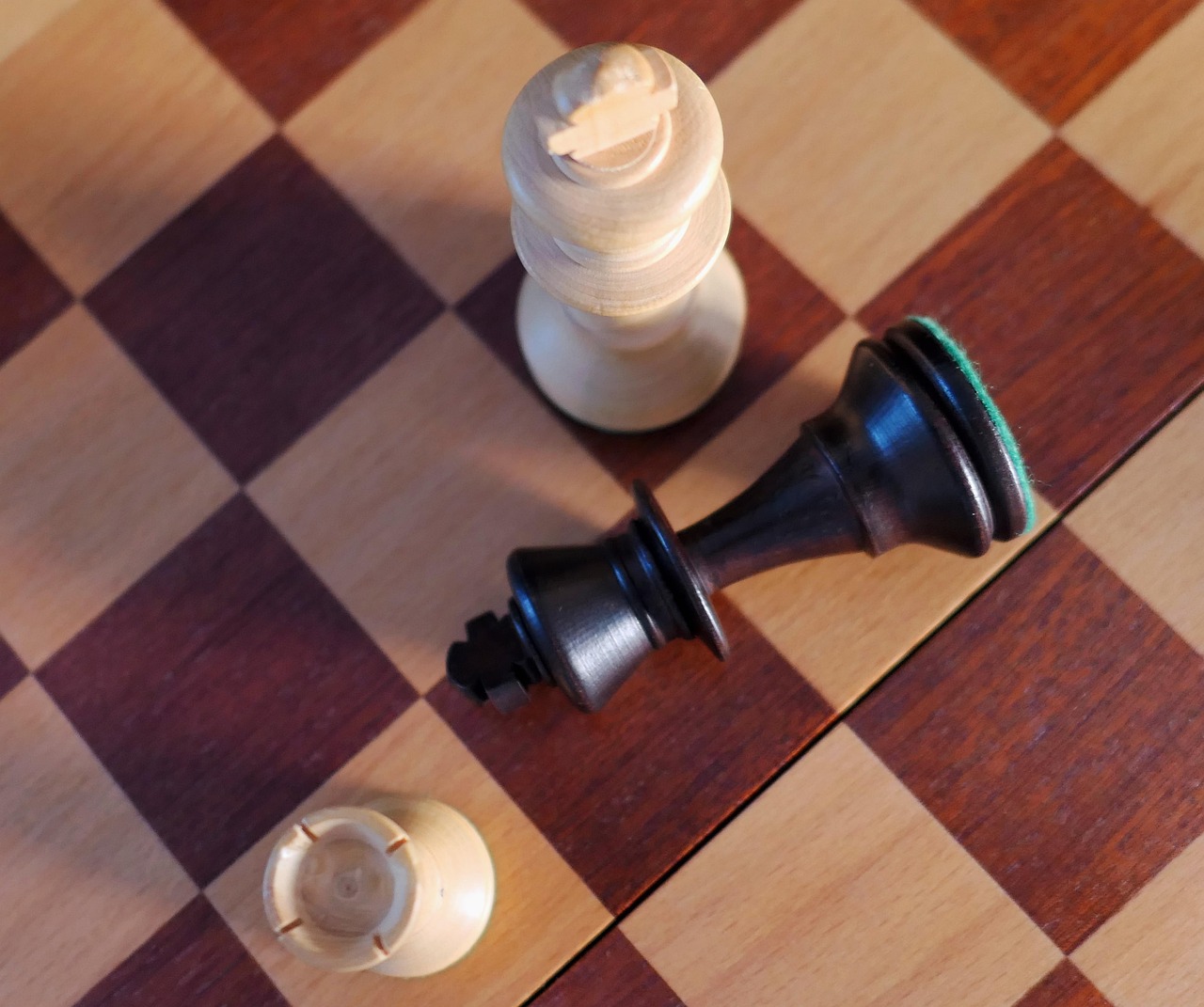 大学生象棋比赛，智慧与青春的较量战场